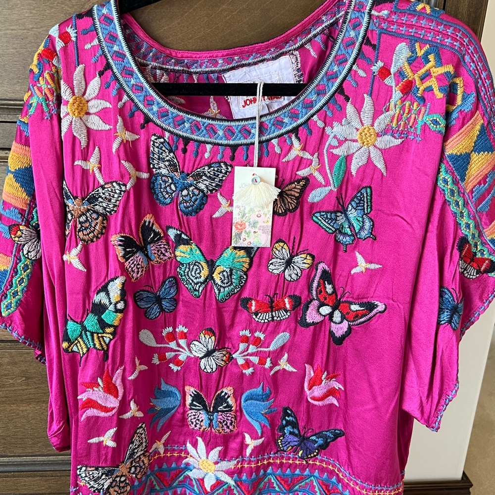 Johnny Was new with tags Pink butterfly embroidered square cut blouse